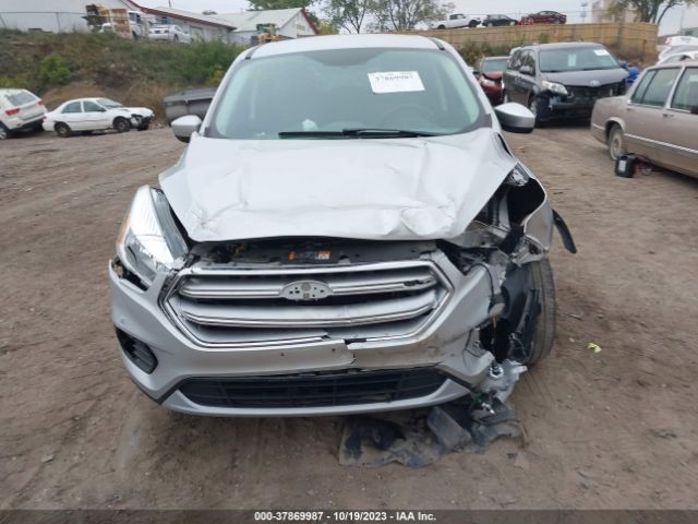 Photo 5 VIN: 1FMCU9GD7HUC94639 - FORD ESCAPE 