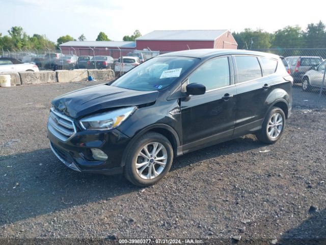 Photo 1 VIN: 1FMCU9GD7HUC98867 - FORD ESCAPE 