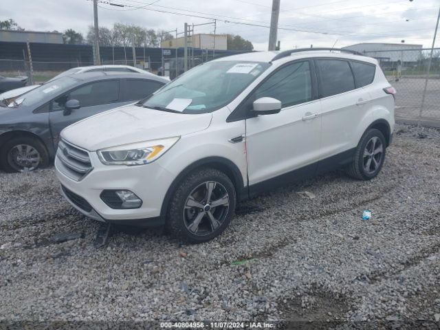 Photo 1 VIN: 1FMCU9GD7HUE04556 - FORD ESCAPE 