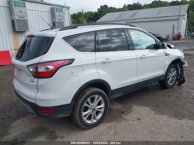 Photo 3 VIN: 1FMCU9GD7JUA49409 - FORD ESCAPE 