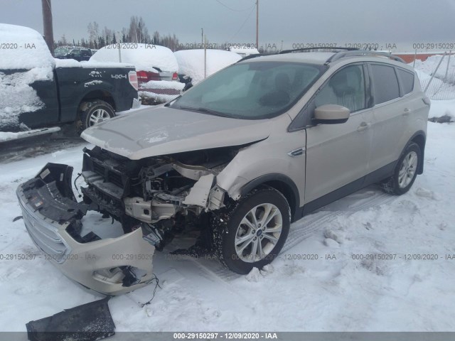 Photo 1 VIN: 1FMCU9GD7JUA57655 - FORD ESCAPE 