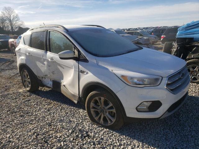 Photo 3 VIN: 1FMCU9GD7JUA82703 - FORD ESCAPE 