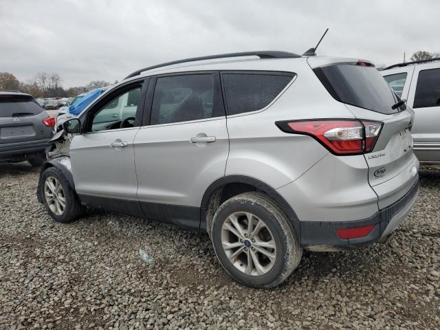 Photo 1 VIN: 1FMCU9GD7JUB08703 - FORD ESCAPE SE 