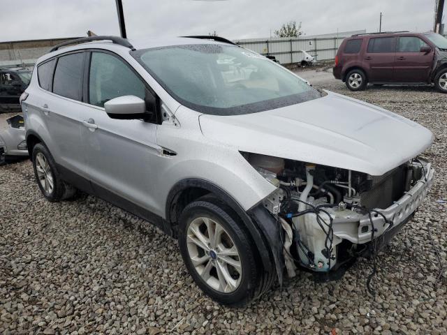 Photo 3 VIN: 1FMCU9GD7JUB08703 - FORD ESCAPE SE 