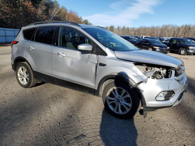 Photo 3 VIN: 1FMCU9GD7JUB92649 - FORD ESCAPE 