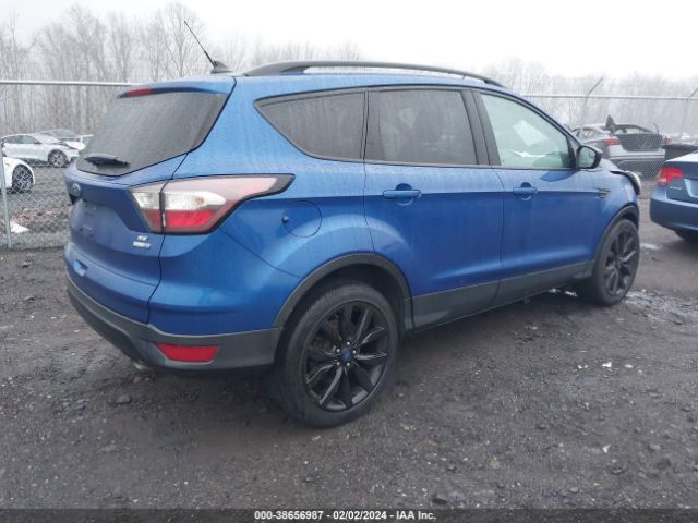 Photo 3 VIN: 1FMCU9GD7JUC43986 - FORD ESCAPE 