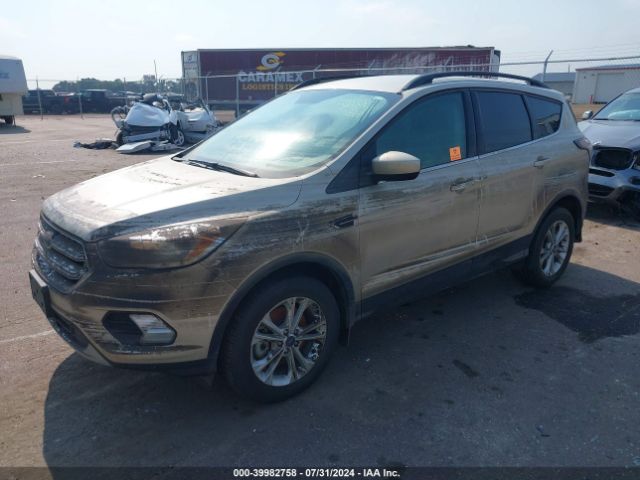 Photo 1 VIN: 1FMCU9GD7JUC48668 - FORD ESCAPE 