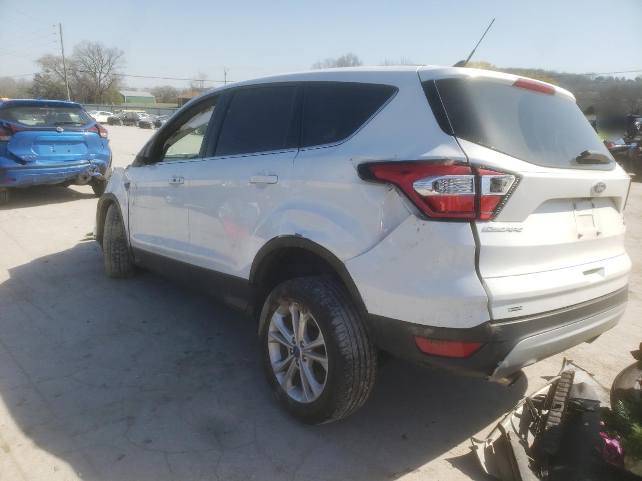 Photo 1 VIN: 1FMCU9GD7KUA98658 - FORD ESCAPE 