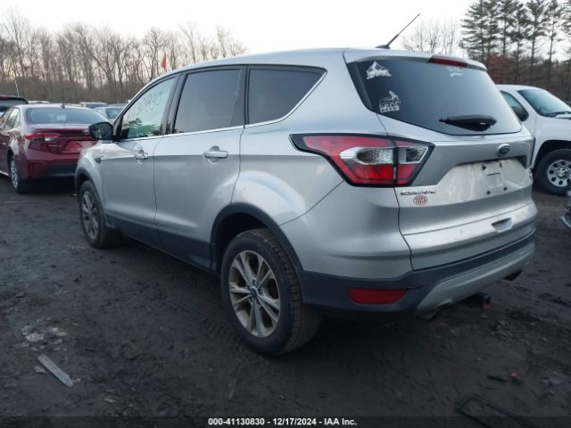 Photo 2 VIN: 1FMCU9GD8HUB93898 - FORD ESCAPE 