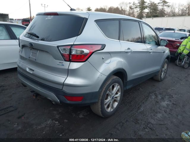 Photo 3 VIN: 1FMCU9GD8HUB93898 - FORD ESCAPE 