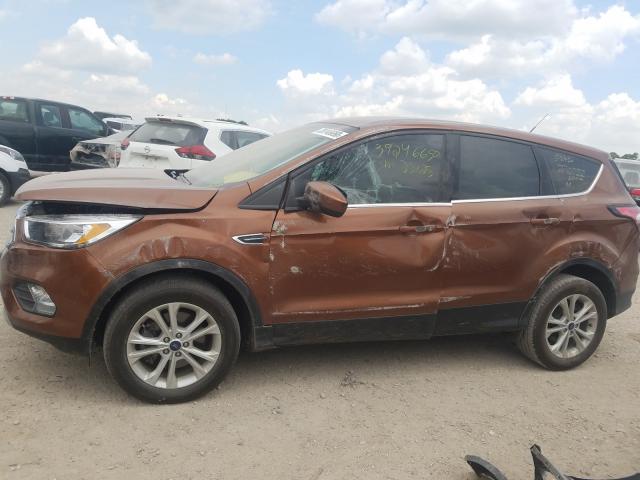 Photo 8 VIN: 1FMCU9GD8HUC37835 - FORD ESCAPE SE 