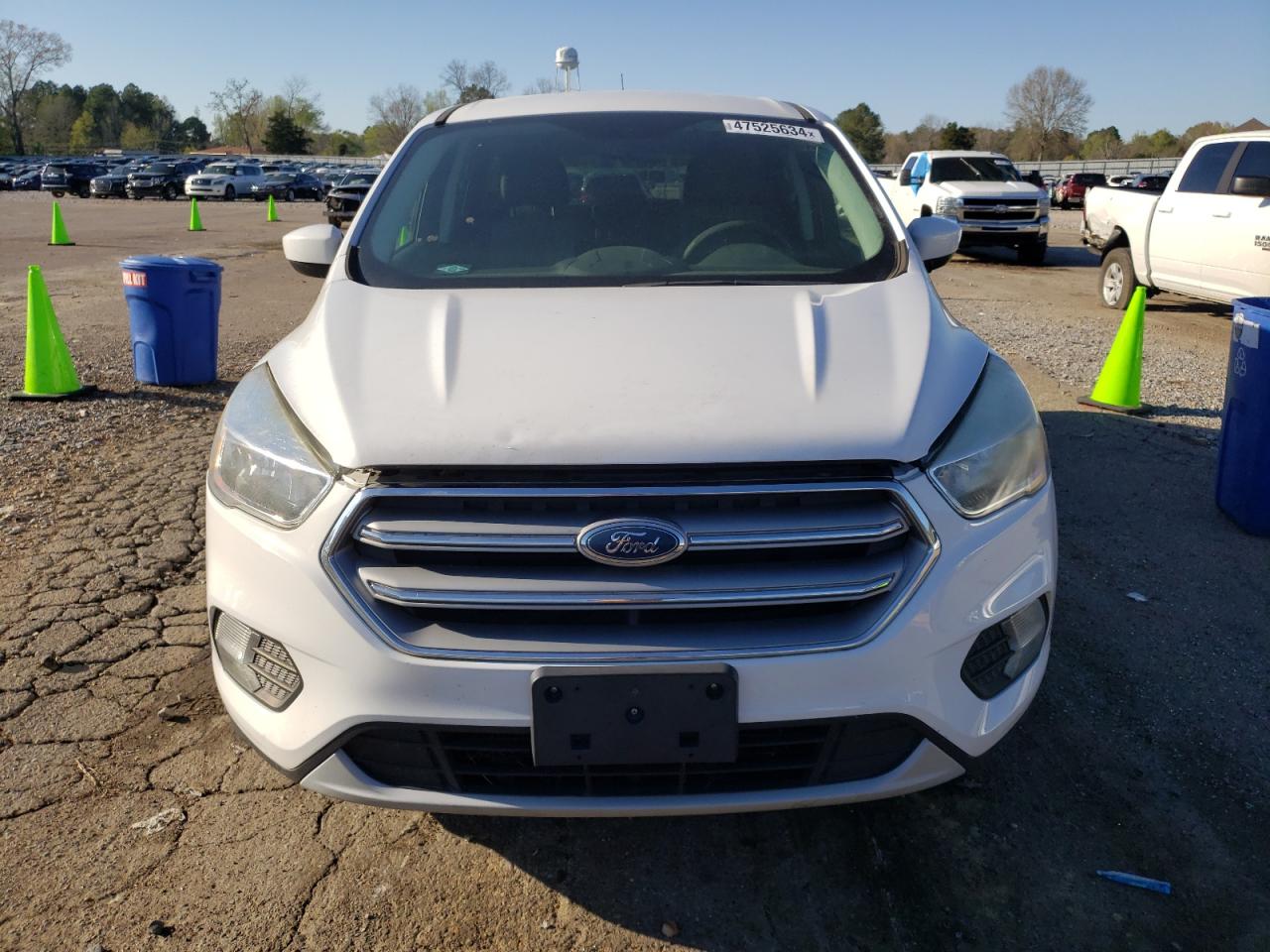 Photo 4 VIN: 1FMCU9GD8HUE39476 - FORD ESCAPE 