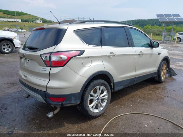 Photo 3 VIN: 1FMCU9GD8JUA68678 - FORD ESCAPE 