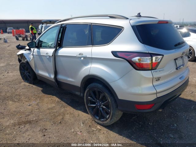 Photo 2 VIN: 1FMCU9GD8JUC06249 - FORD ESCAPE 