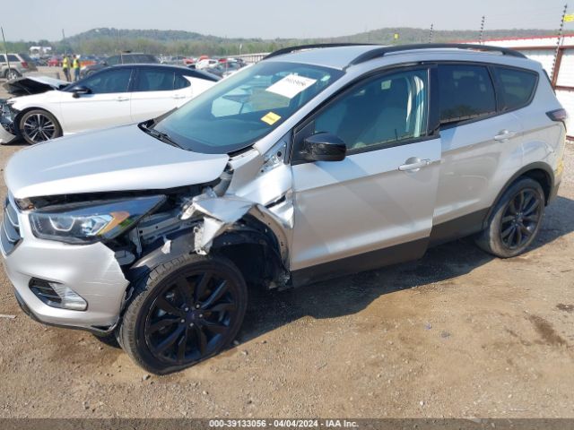 Photo 5 VIN: 1FMCU9GD8JUC06249 - FORD ESCAPE 