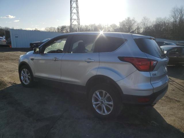 Photo 1 VIN: 1FMCU9GD8KUB42067 - FORD ESCAPE 