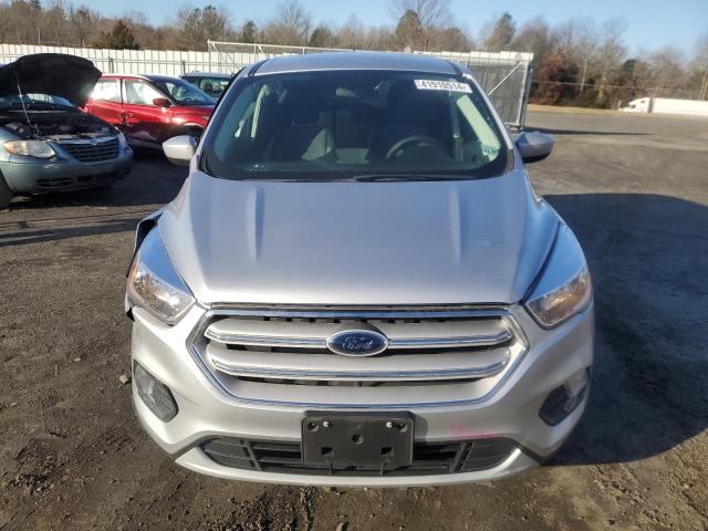 Photo 4 VIN: 1FMCU9GD8KUB42067 - FORD ESCAPE 