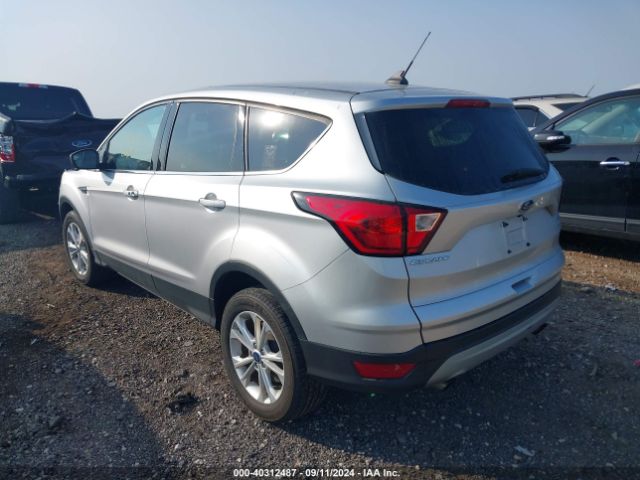 Photo 2 VIN: 1FMCU9GD8KUB56017 - FORD ESCAPE 