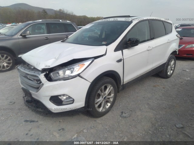 Photo 1 VIN: 1FMCU9GD9HUA90537 - FORD ESCAPE 