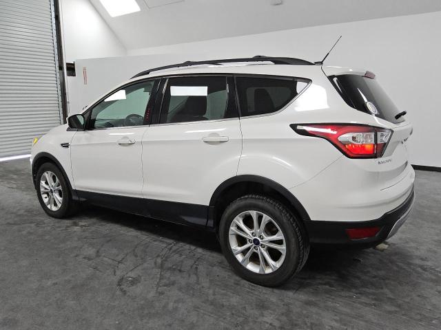 Photo 1 VIN: 1FMCU9GD9HUC16850 - FORD ESCAPE SE 