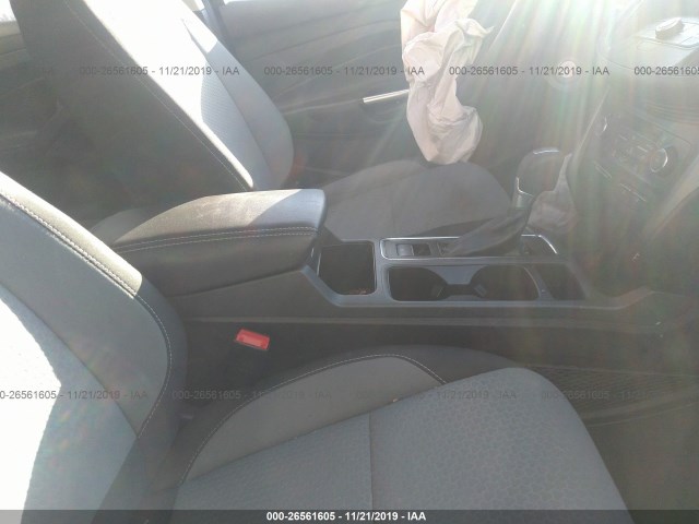 Photo 4 VIN: 1FMCU9GD9HUC28559 - FORD ESCAPE 