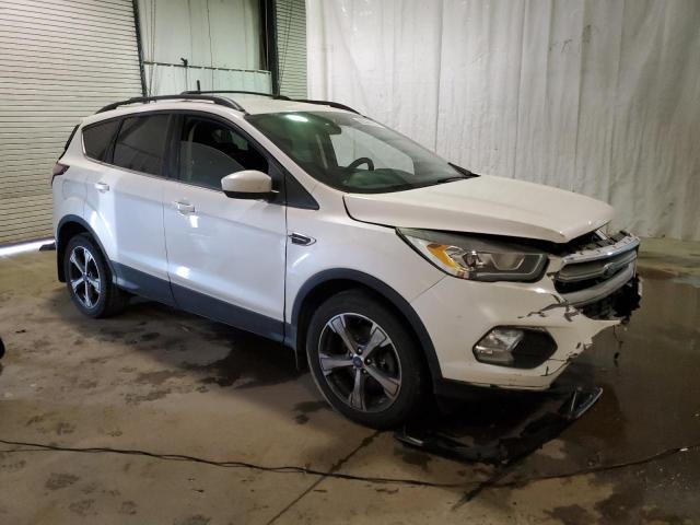 Photo 3 VIN: 1FMCU9GD9HUC32580 - FORD ESCAPE SE 