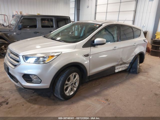 Photo 1 VIN: 1FMCU9GD9HUC70004 - FORD ESCAPE 