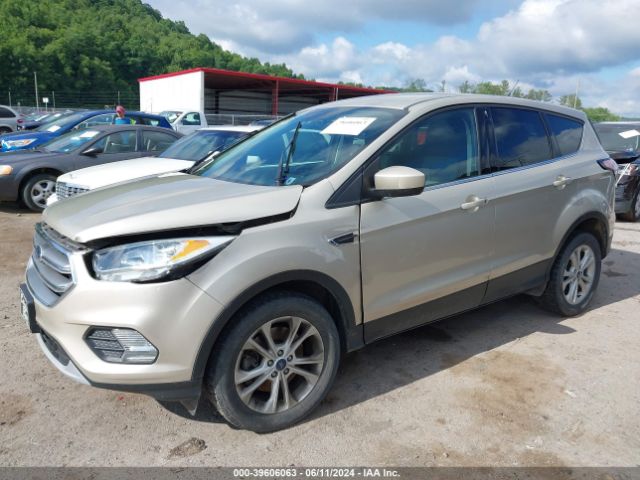 Photo 1 VIN: 1FMCU9GD9HUD17368 - FORD ESCAPE 