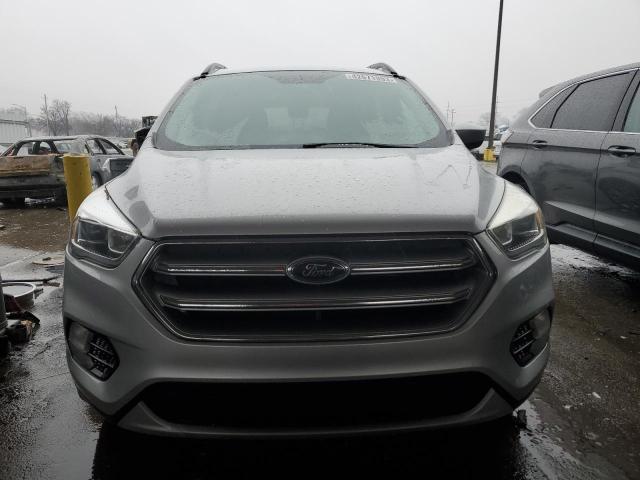 Photo 4 VIN: 1FMCU9GD9HUE56058 - FORD ESCAPE SE 