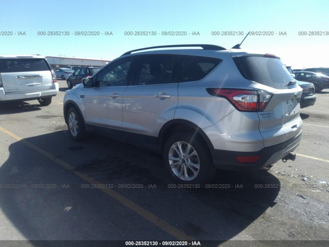 Photo 2 VIN: 1FMCU9GD9JUA97638 - FORD ESCAPE 