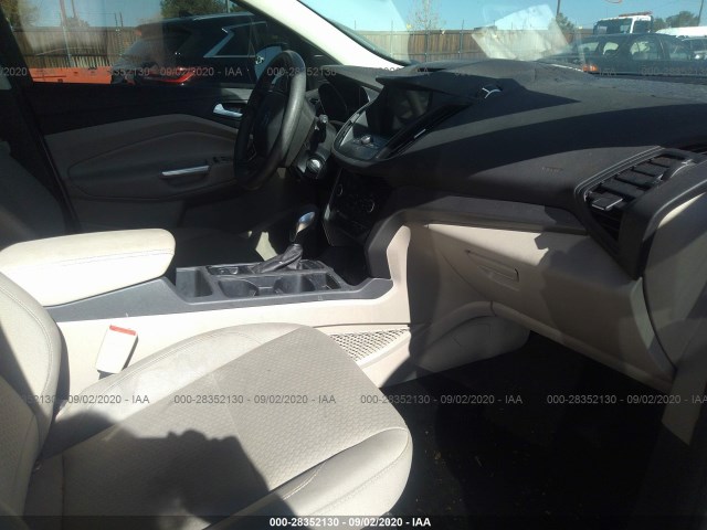 Photo 4 VIN: 1FMCU9GD9JUA97638 - FORD ESCAPE 