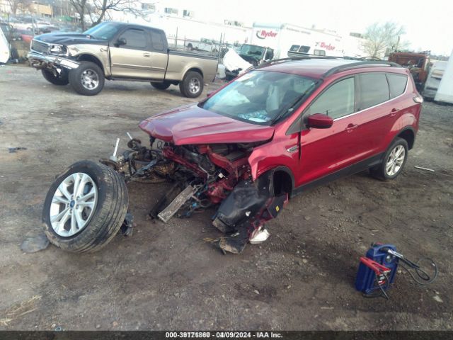 Photo 1 VIN: 1FMCU9GD9JUB22103 - FORD ESCAPE 