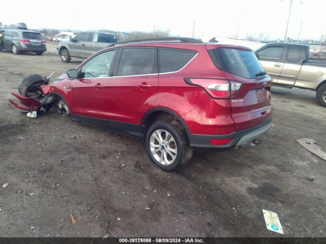 Photo 2 VIN: 1FMCU9GD9JUB22103 - FORD ESCAPE 