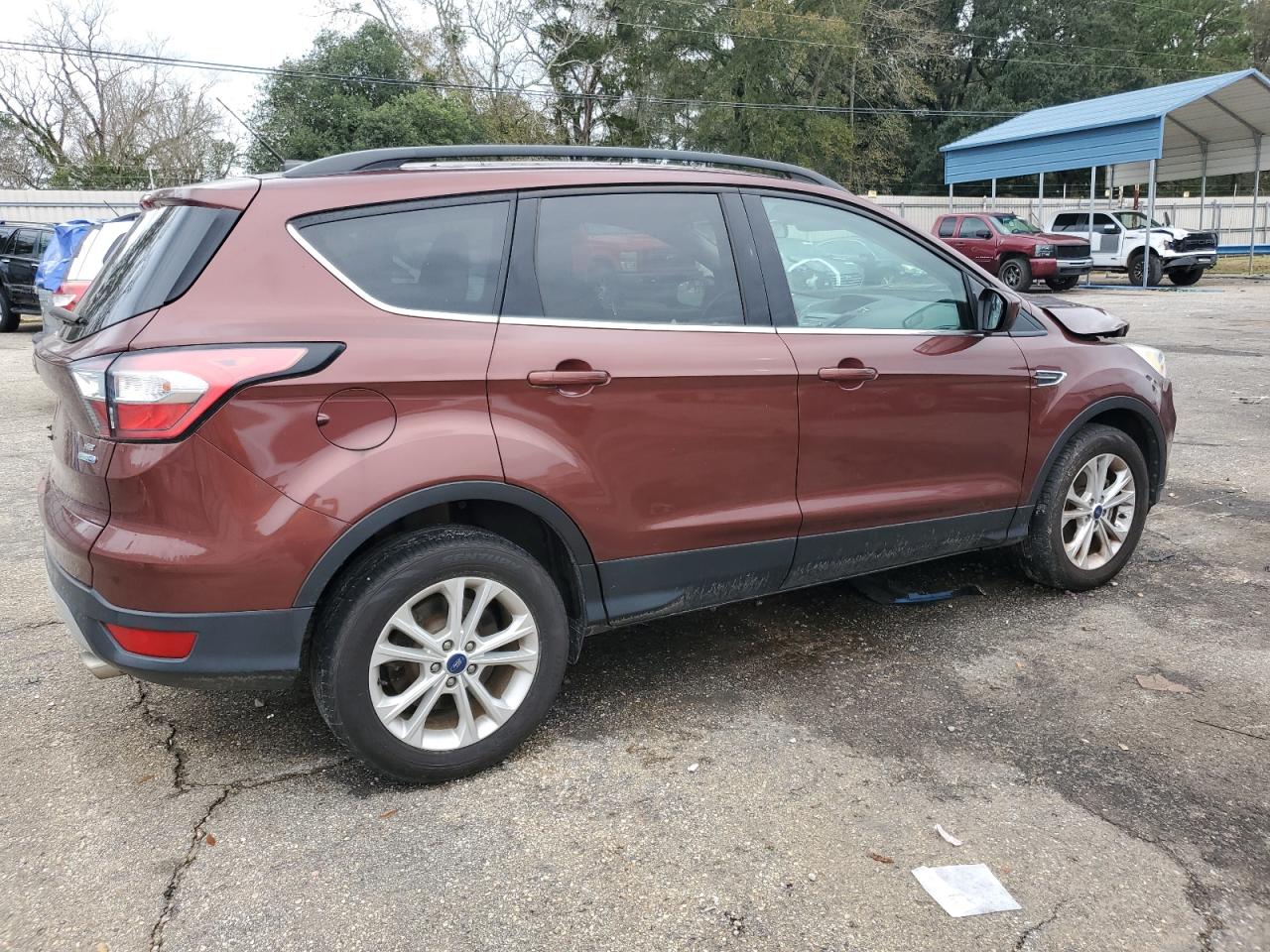 Photo 2 VIN: 1FMCU9GD9JUB45509 - FORD ESCAPE 