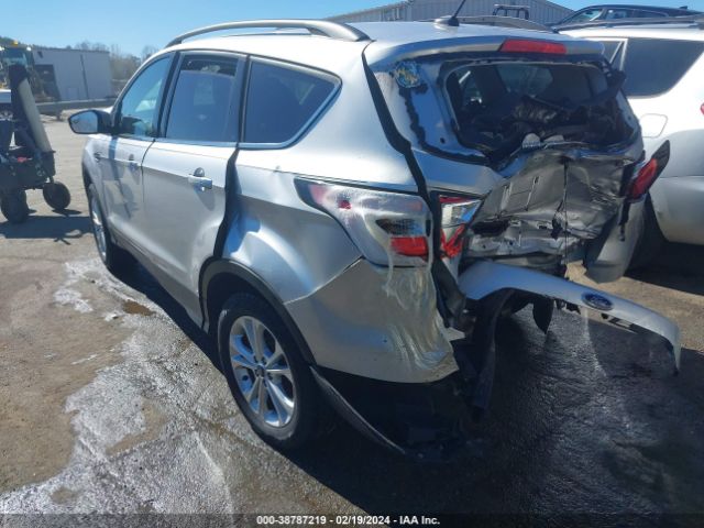 Photo 2 VIN: 1FMCU9GD9JUB45655 - FORD ESCAPE 