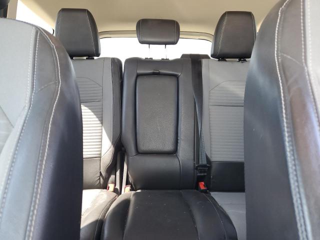 Photo 9 VIN: 1FMCU9GD9JUB55800 - FORD ESCAPE SE 