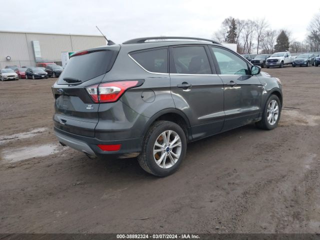 Photo 3 VIN: 1FMCU9GD9JUB88845 - FORD ESCAPE 