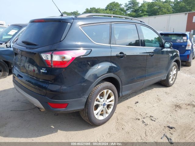 Photo 3 VIN: 1FMCU9GD9JUB92278 - FORD ESCAPE 