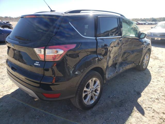 Photo 3 VIN: 1FMCU9GD9JUC11055 - FORD ESCAPE SE 