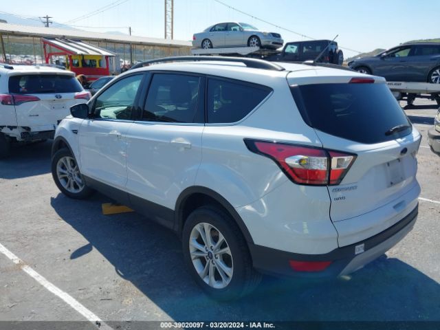 Photo 2 VIN: 1FMCU9GD9JUD07817 - FORD ESCAPE 