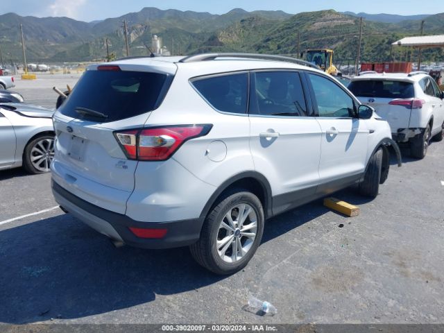 Photo 3 VIN: 1FMCU9GD9JUD07817 - FORD ESCAPE 