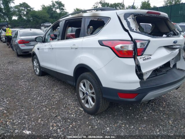 Photo 2 VIN: 1FMCU9GD9JUD25279 - FORD ESCAPE 