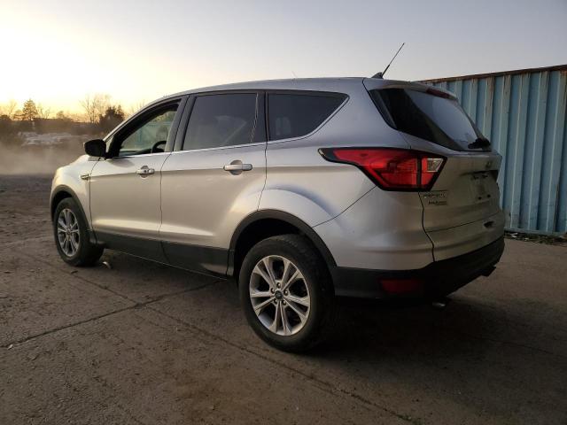 Photo 1 VIN: 1FMCU9GD9KUA74068 - FORD ESCAPE SE 