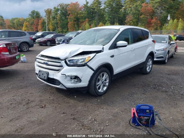 Photo 1 VIN: 1FMCU9GD9KUC35518 - FORD ESCAPE 