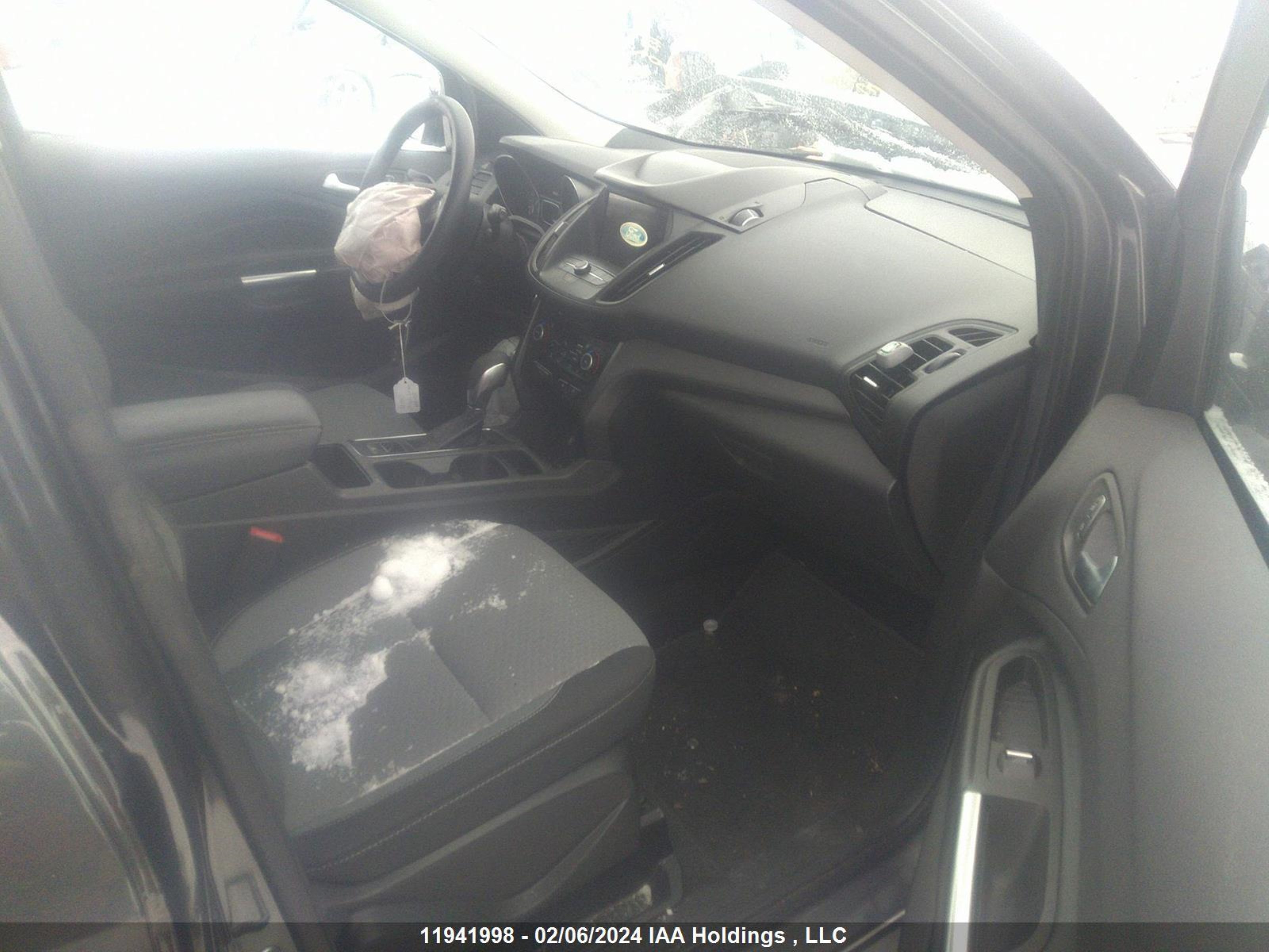 Photo 4 VIN: 1FMCU9GD9KUC41156 - FORD ESCAPE 