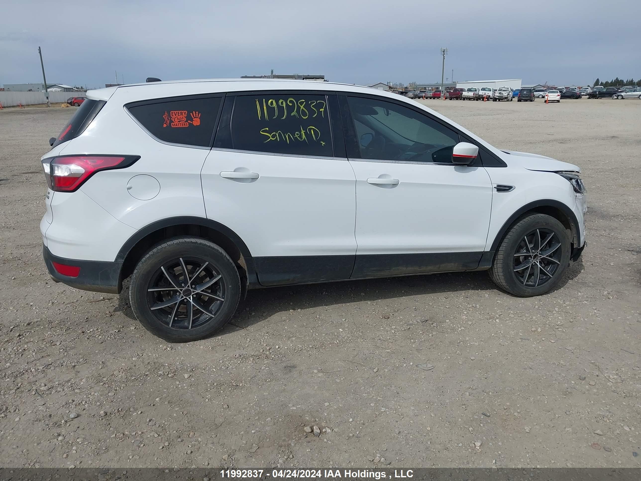 Photo 12 VIN: 1FMCU9GDXHUA97285 - FORD ESCAPE 