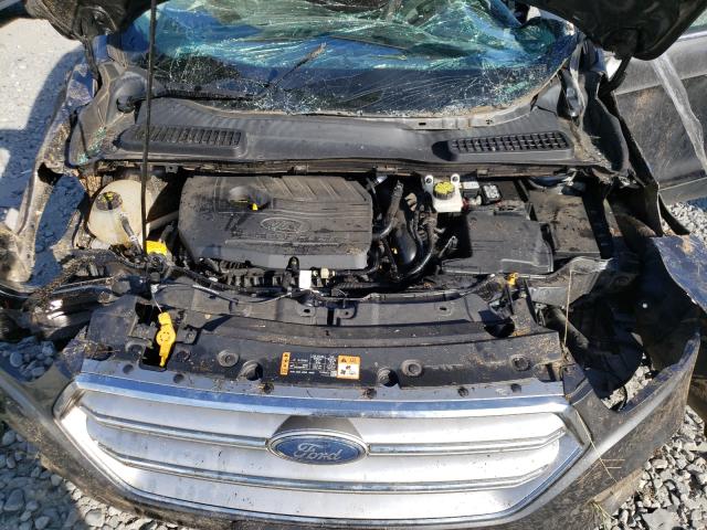 Photo 6 VIN: 1FMCU9GDXHUB64208 - FORD ESCAPE SE 