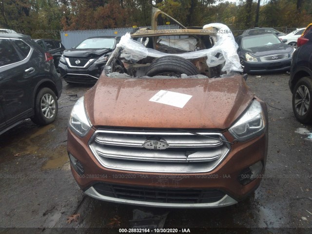 Photo 5 VIN: 1FMCU9GDXHUB67075 - FORD ESCAPE 