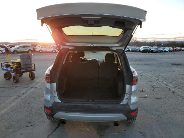 Photo 5 VIN: 1FMCU9GDXHUB94311 - FORD ESCAPE SE 