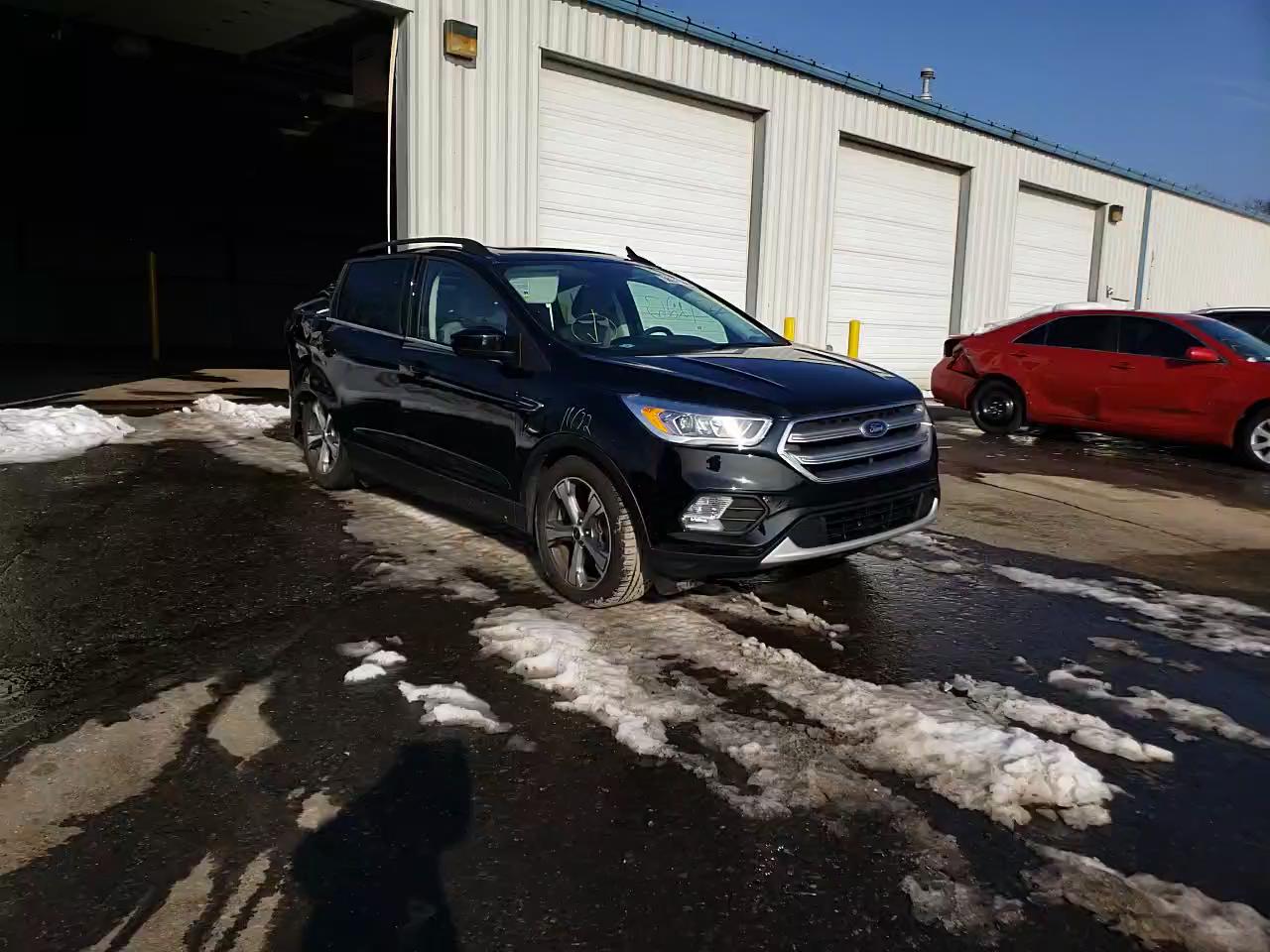 Photo 10 VIN: 1FMCU9GDXHUC06411 - FORD ESCAPE SE 